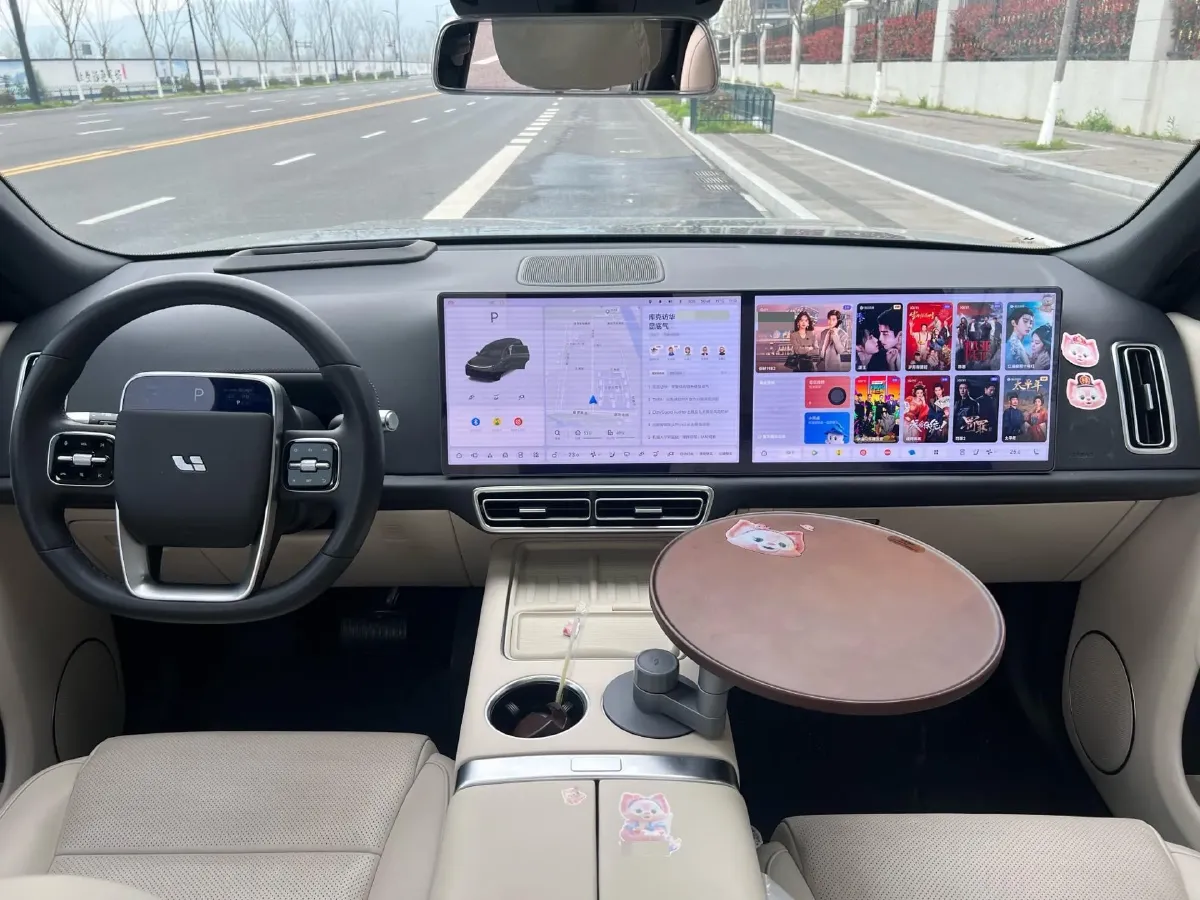 2024 Land Rover Range Rover Evoque 1.5T 200HP L3 8AT PHEV 15.5KWH,autocango,china used car exporter,china ev exporter,chinese used car exporter,chinese used ev exporter