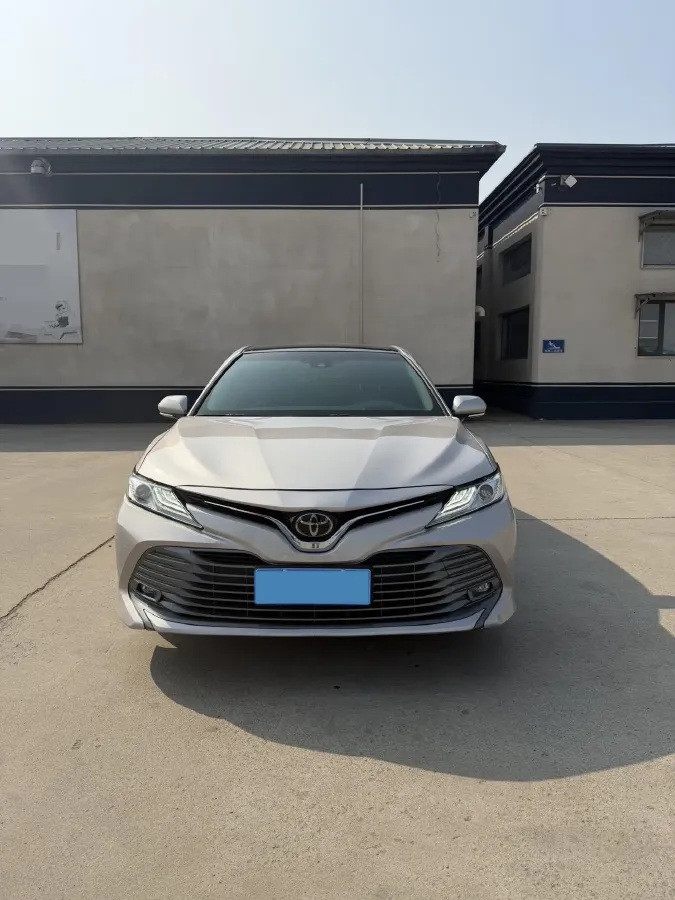 2019 Toyota Camry 2.0L 178HP L4 CVT,autocango,china used car exporter,china ev exporter,chinese used car exporter,chinese used ev exporter