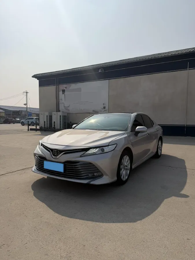 2019 Toyota Camry 2.0L 178HP L4 CVT,autocango,china used car exporter,china ev exporter,chinese used car exporter,chinese used ev exporter