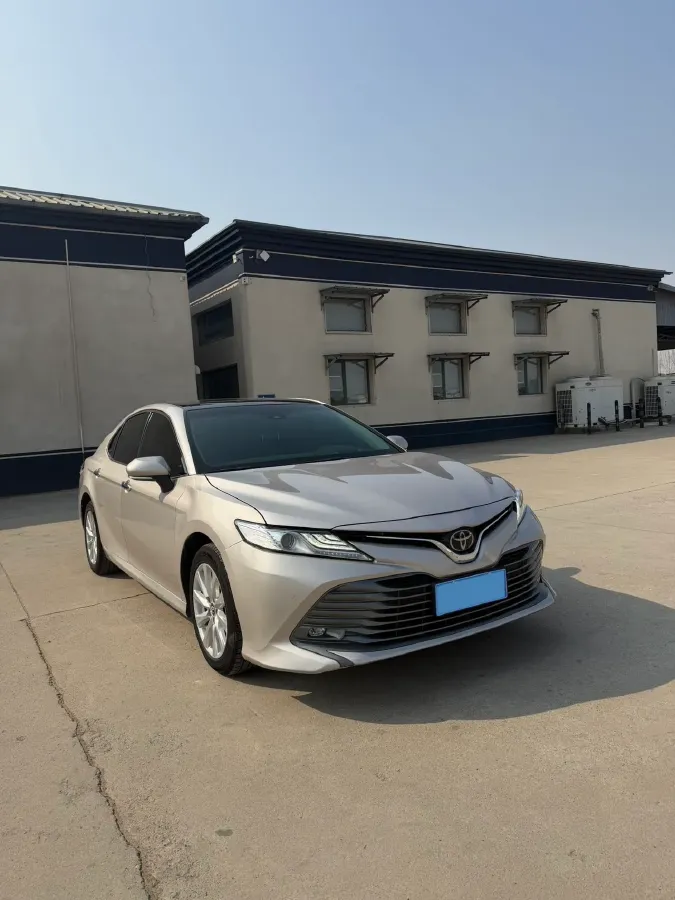 2019 Toyota Camry 2.0L 178HP L4 CVT,autocango,china used car exporter,china ev exporter,chinese used car exporter,chinese used ev exporter
