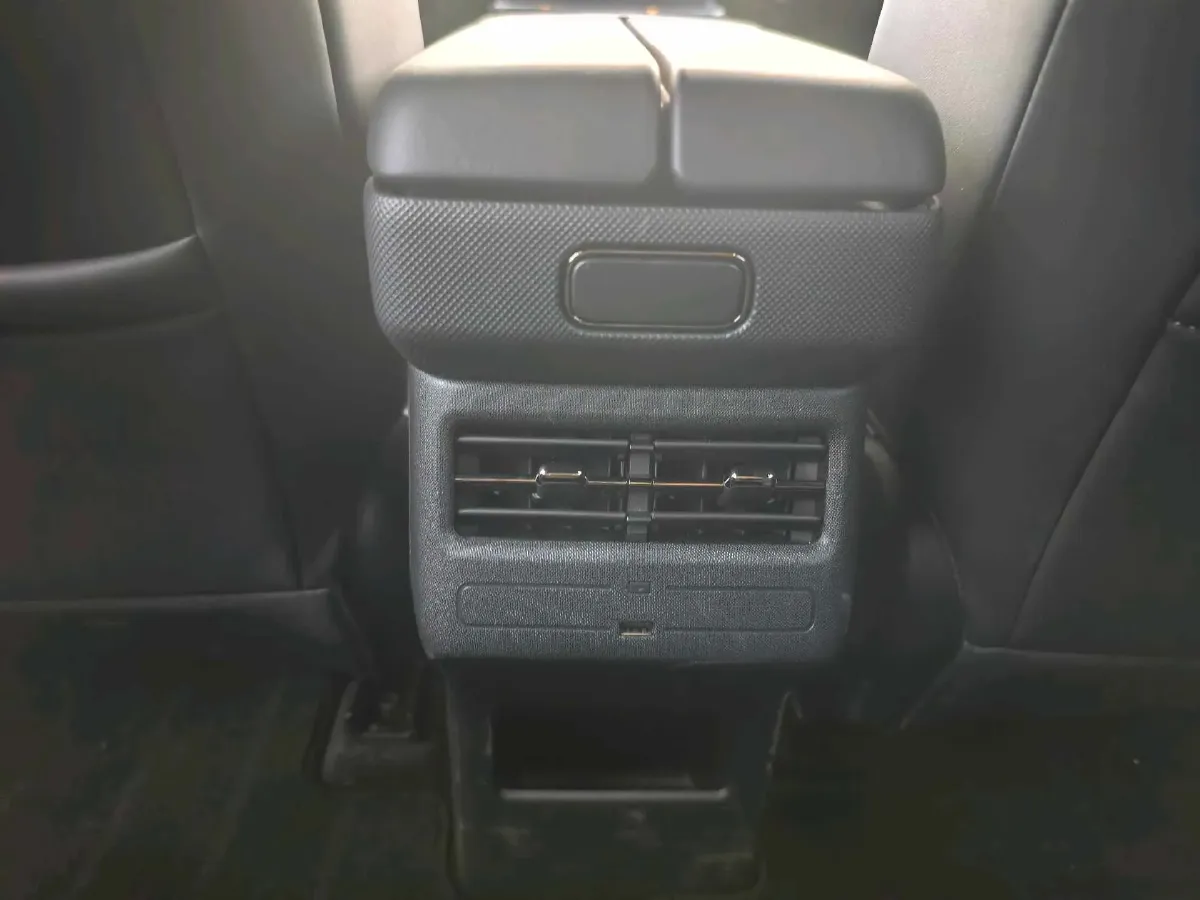 2025 Toyota BZ3X BEV 58.37KWH,autocango,china used car exporter,china ev exporter,chinese used car exporter,chinese used ev exporter