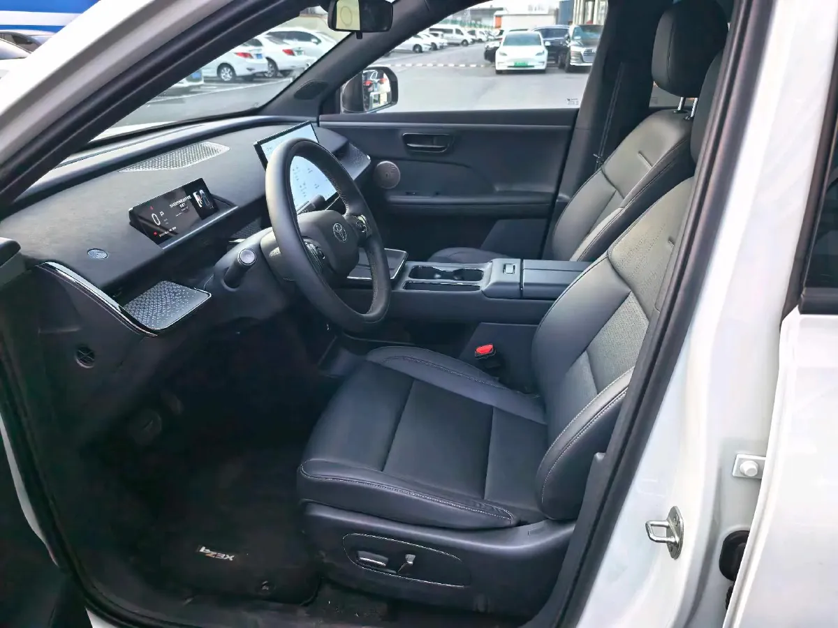 2025 Toyota BZ3X BEV 58.37KWH,autocango,china used car exporter,china ev exporter,chinese used car exporter,chinese used ev exporter