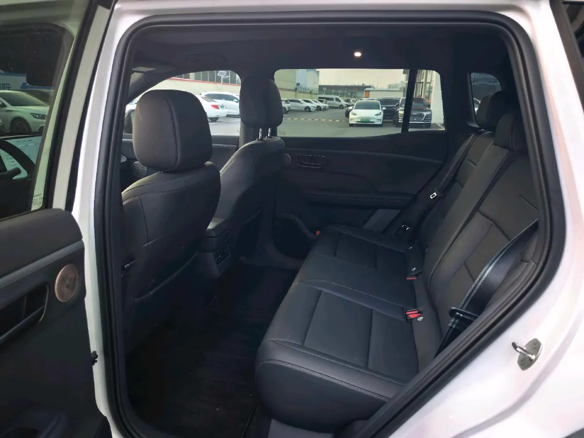 2025 Toyota BZ3X BEV 58.37KWH,autocango,china used car exporter,china ev exporter,chinese used car exporter,chinese used ev exporter