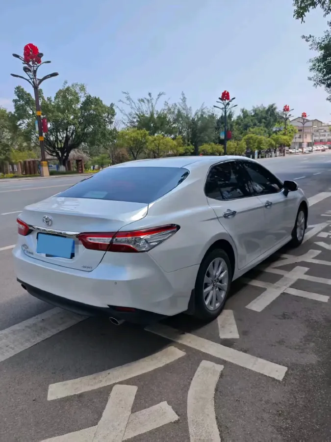 2019 Toyota Camry 2.0L 178HP L4 CVT,autocango,china used car exporter,china ev exporter,chinese used car exporter,chinese used ev exporter