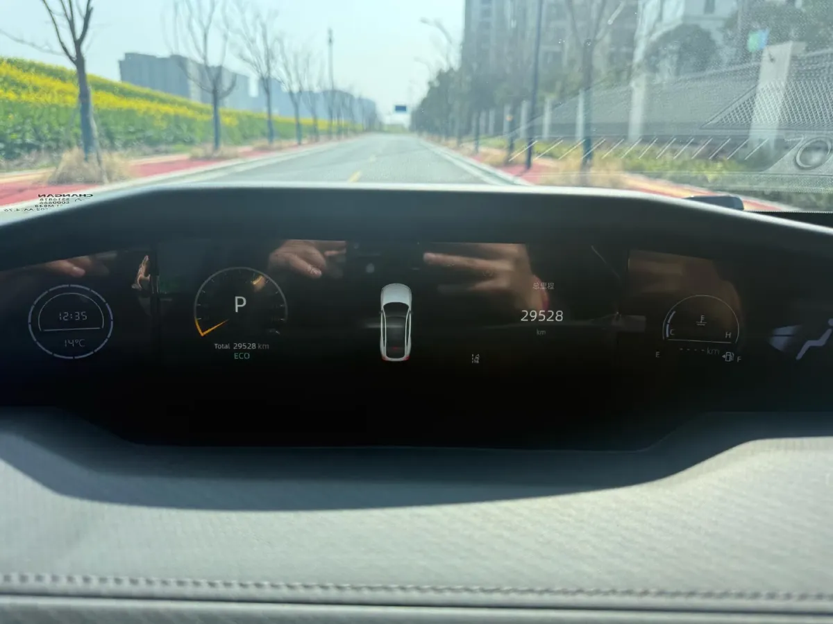 2023 ChangAn UNI-V 1.5T 188HP L4 7DCT,autocango,china used car exporter,china ev exporter,chinese used car exporter,chinese used ev exporter