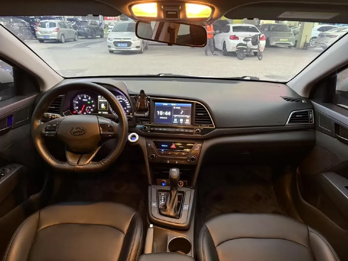 2018 Hyundai Elantra 1.4T 130HP L4 7DCT,autocango,china used car exporter,china ev exporter,chinese used car exporter,chinese used ev exporter