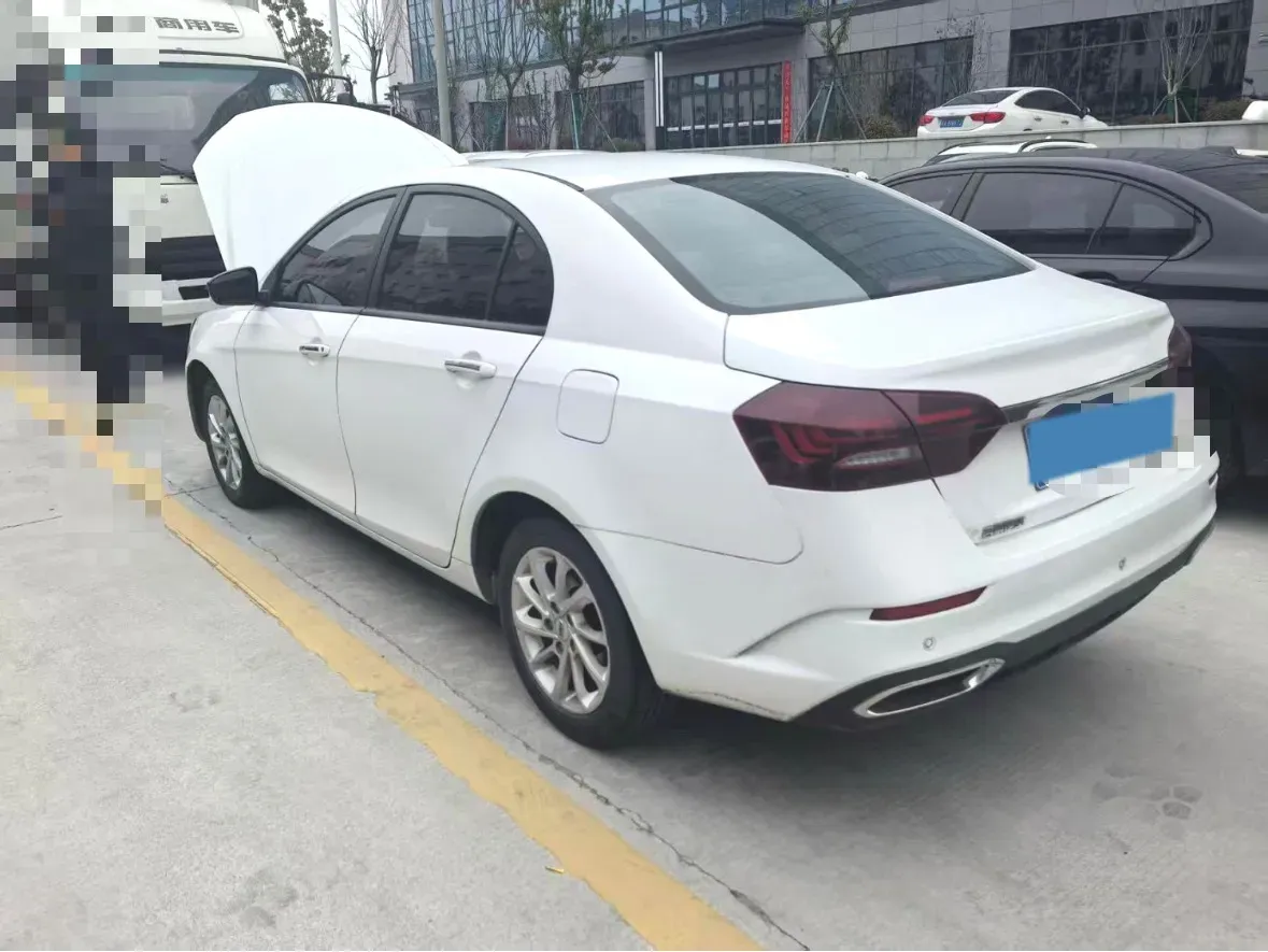2021 BaoJun 530 1.5T 147HP L4 CVT,autocango,china used car exporter,china ev exporter,chinese used car exporter,chinese used ev exporter