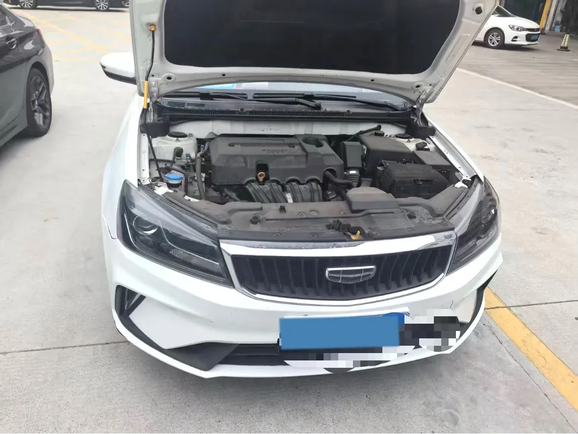 2021 BaoJun 530 1.5T 147HP L4 CVT,autocango,china used car exporter,china ev exporter,chinese used car exporter,chinese used ev exporter