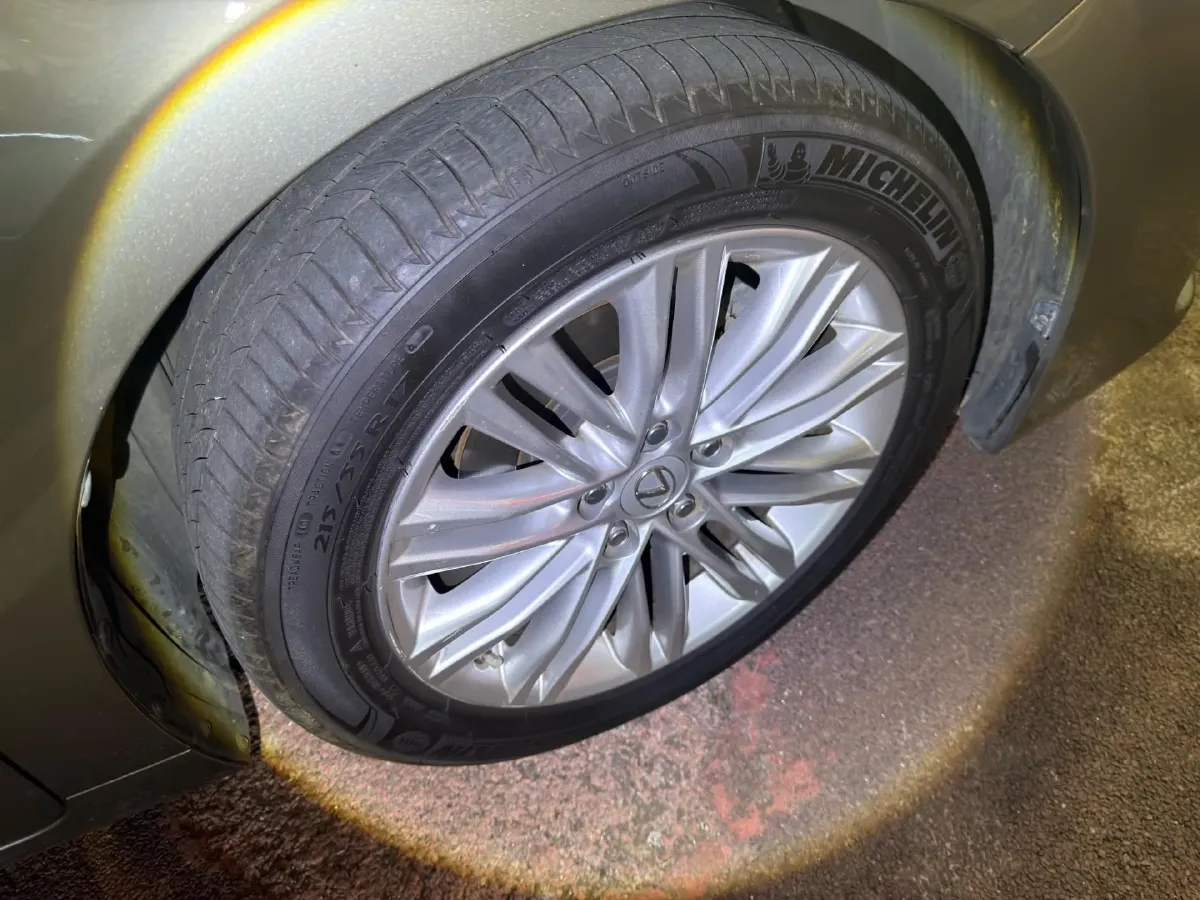 2015 Lexus ES 2.5L 184HP L4 6AT,autocango,china used car exporter,china ev exporter,chinese used car exporter,chinese used ev exporter