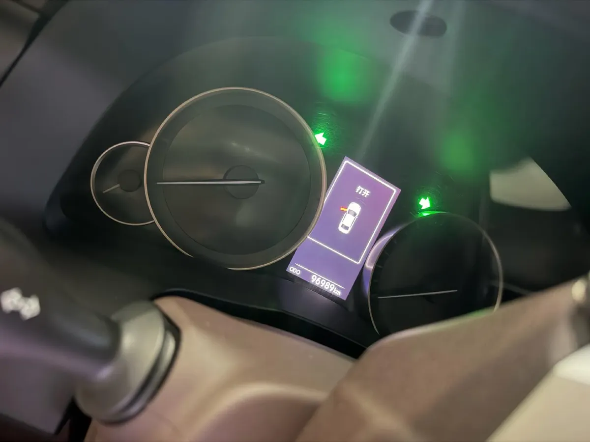 2015 Lexus ES 2.5L 184HP L4 6AT,autocango,china used car exporter,china ev exporter,chinese used car exporter,chinese used ev exporter