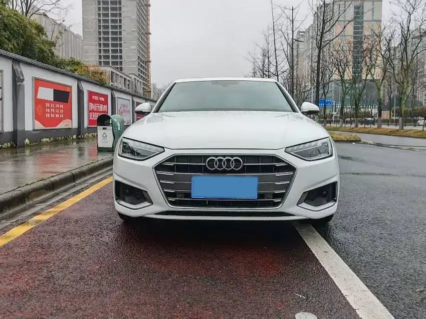 2020 Audi A4L 2.0T 190HP L4 7DCT,autocango,china used car exporter,china ev exporter,chinese used car exporter,chinese used ev exporter