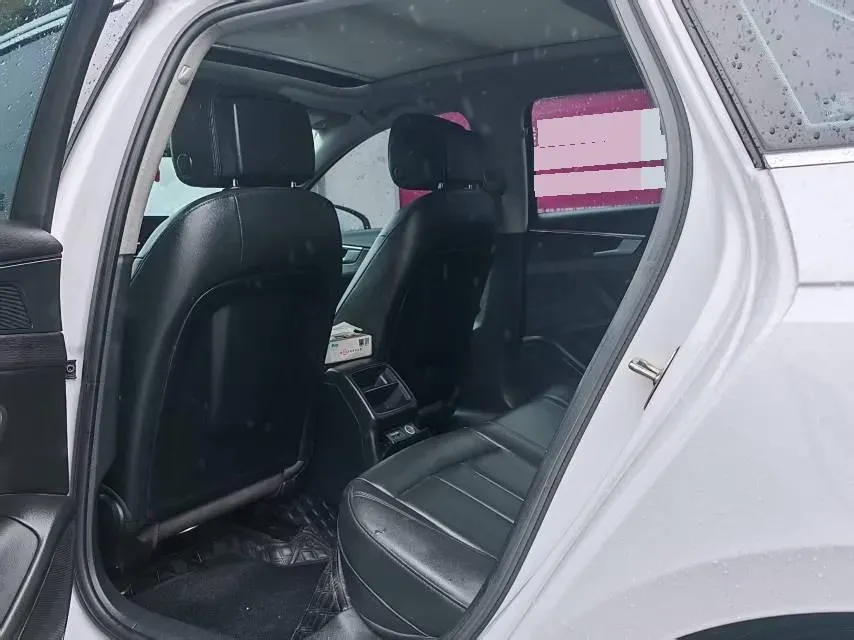 2020 Audi A4L 2.0T 190HP L4 7DCT,autocango,china used car exporter,china ev exporter,chinese used car exporter,chinese used ev exporter