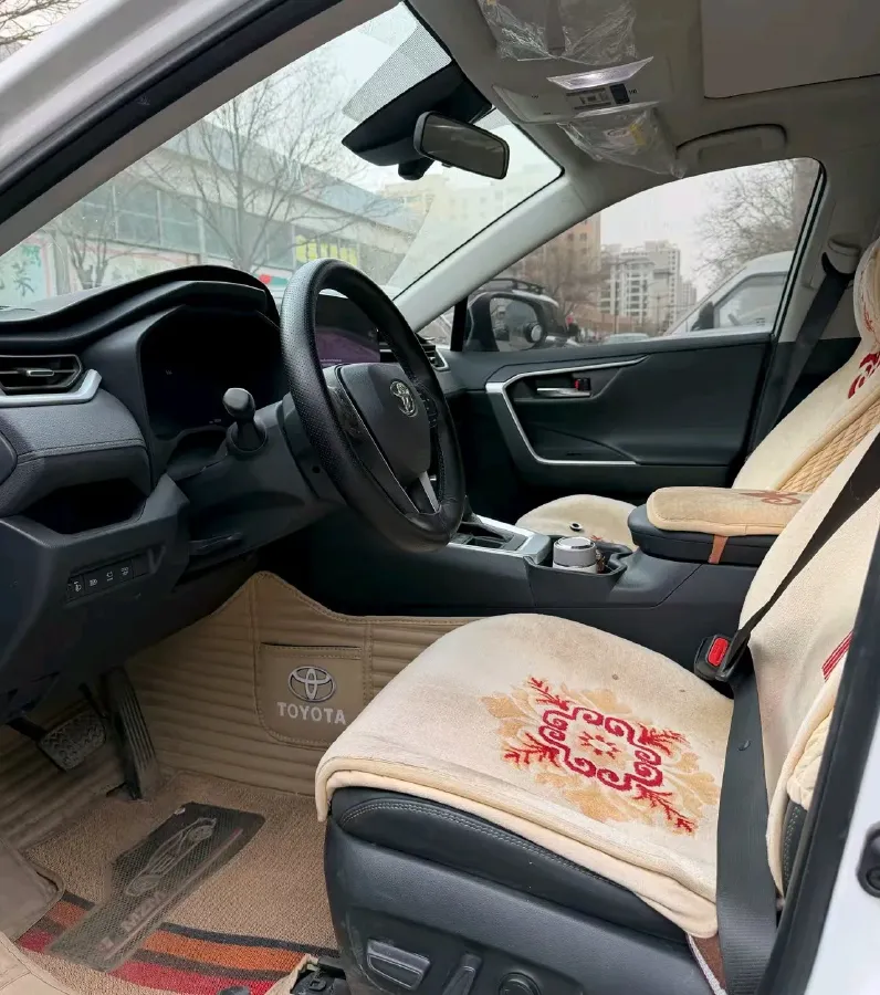 2023 Toyota RAV4 2.0L 171HP L4 CVT,autocango,china used car exporter,china ev exporter,chinese used car exporter,chinese used ev exporter