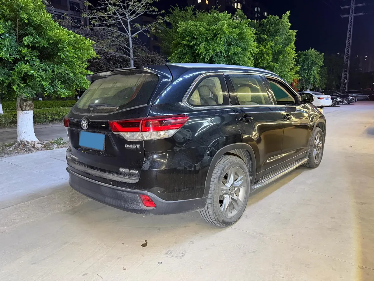 2018 Toyota Highlander 2.0T 220HP L4 6AT,autocango,china used car exporter,china ev exporter,chinese used car exporter,chinese used ev exporter