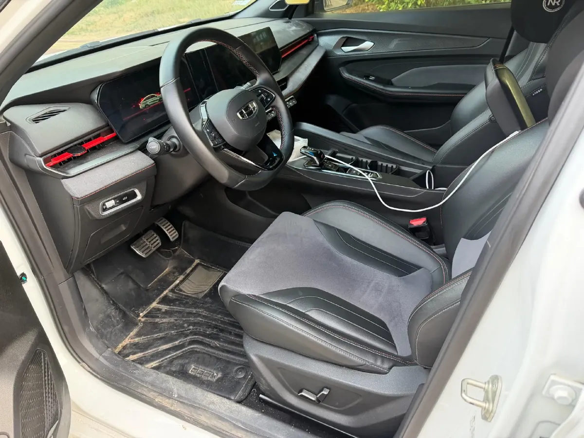 2022 Geely Binray 1.5T 181HP L4 7DCT,autocango,china used car exporter,china ev exporter,chinese used car exporter,chinese used ev exporter