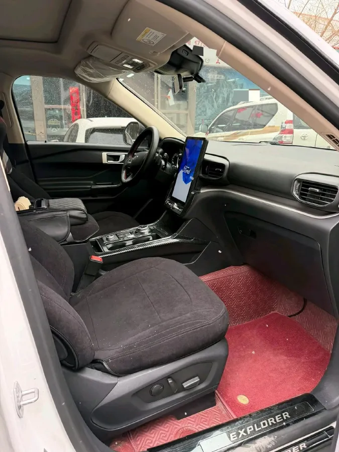 2020 Ford Explorer 2.3T 276HP L4 10AT,autocango,china used car exporter,china ev exporter,chinese used car exporter,chinese used ev exporter