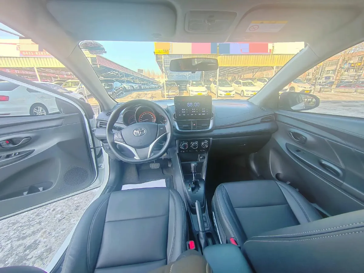 2022 Toyota Yaris L 1.5L 112HP L4 CVT,autocango,china used car exporter,china ev exporter,chinese used car exporter,chinese used ev exporter