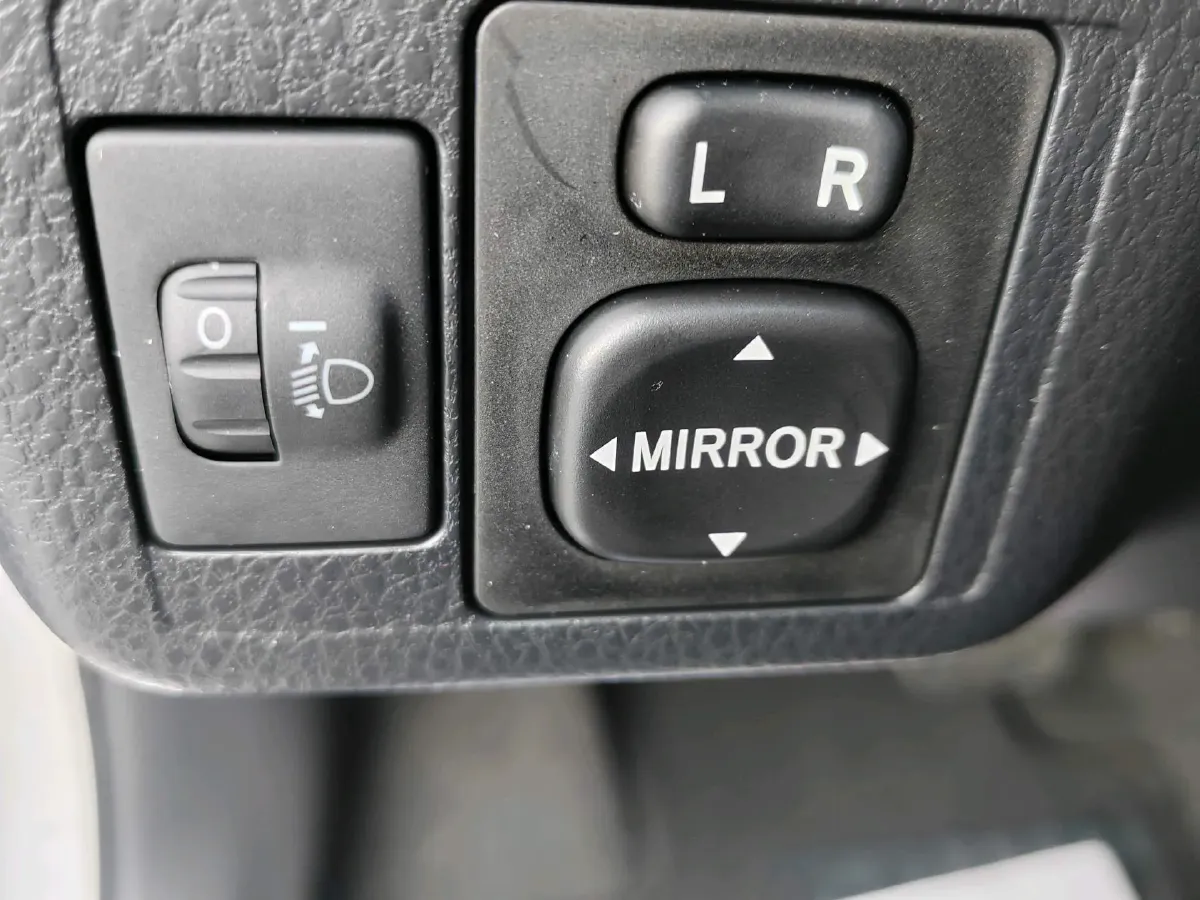 2022 Toyota Yaris L 1.5L 112HP L4 CVT,autocango,china used car exporter,china ev exporter,chinese used car exporter,chinese used ev exporter