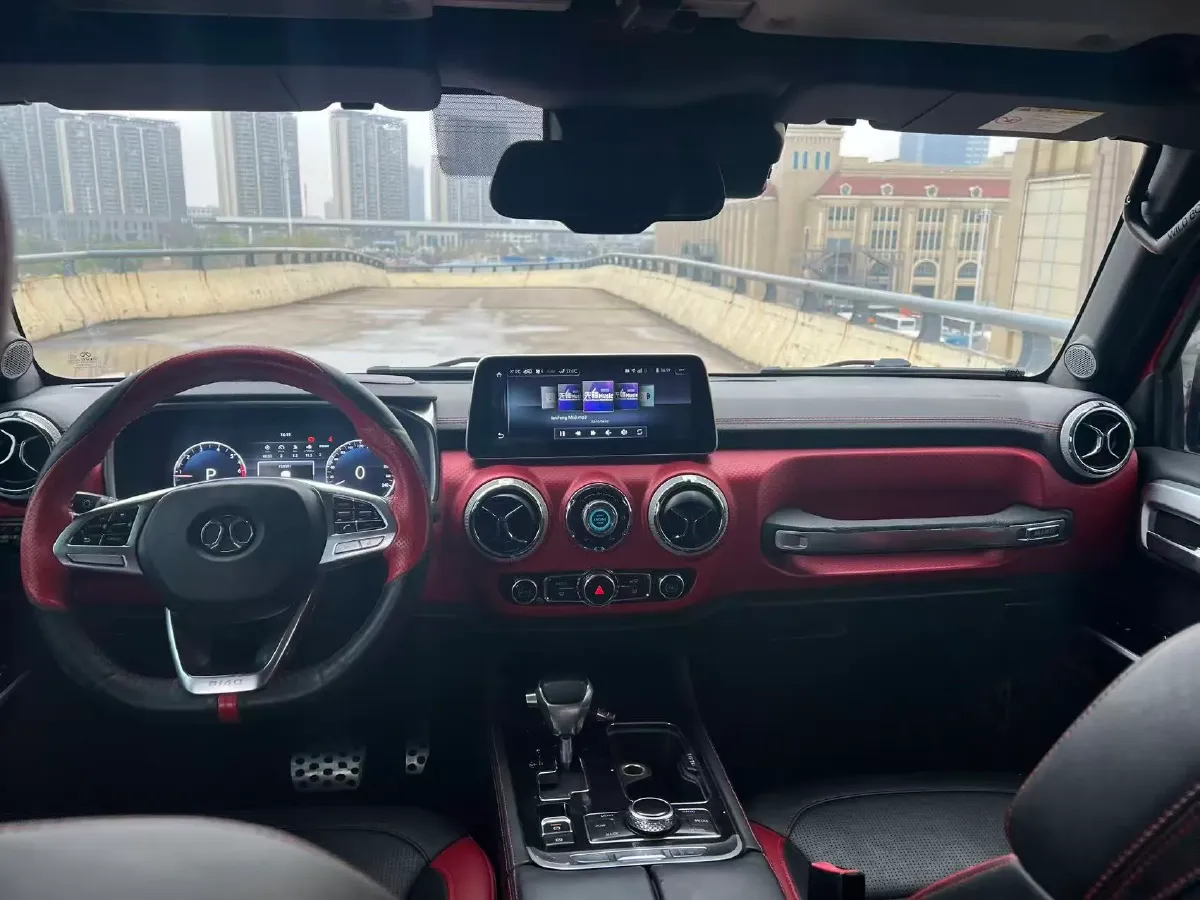 2018 Beijing BJ40 2.3T 250HP L4 6AT,autocango,china used car exporter,china ev exporter,chinese used car exporter,chinese used ev exporter