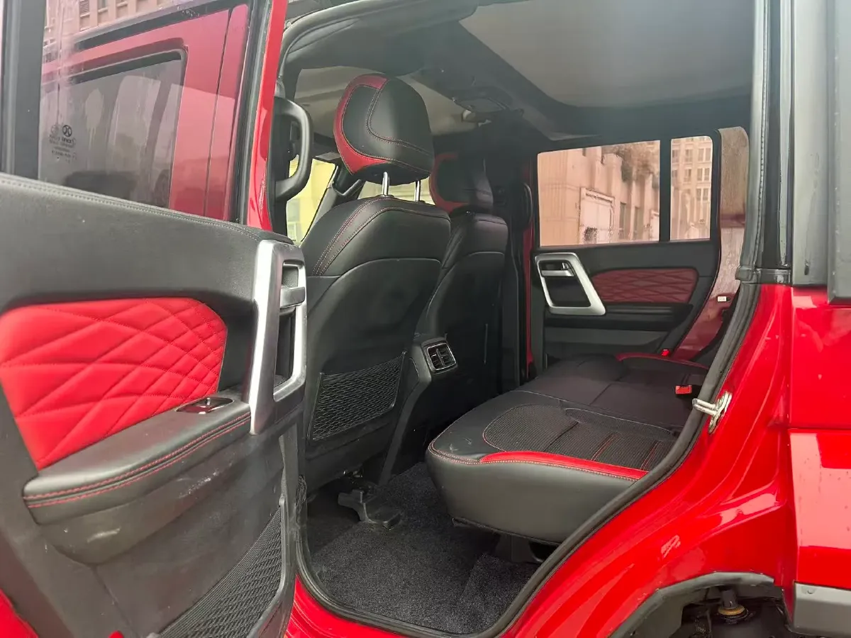 2018 Beijing BJ40 2.3T 250HP L4 6AT,autocango,china used car exporter,china ev exporter,chinese used car exporter,chinese used ev exporter