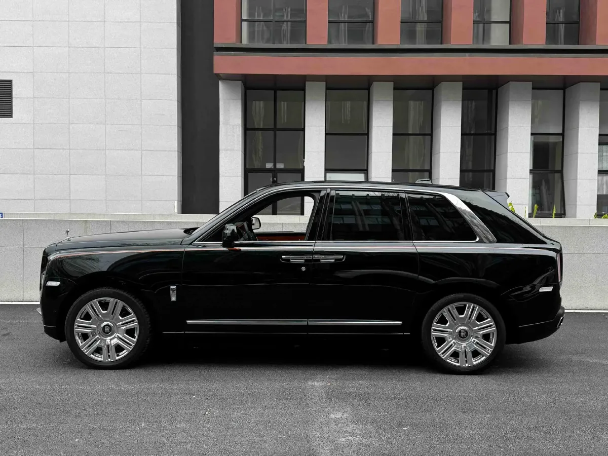 2024 Rolls-Royce Cullinan 6.7T 571HP V12 8AT,autocango,china used car exporter,china ev exporter,chinese used car exporter,chinese used ev exporter