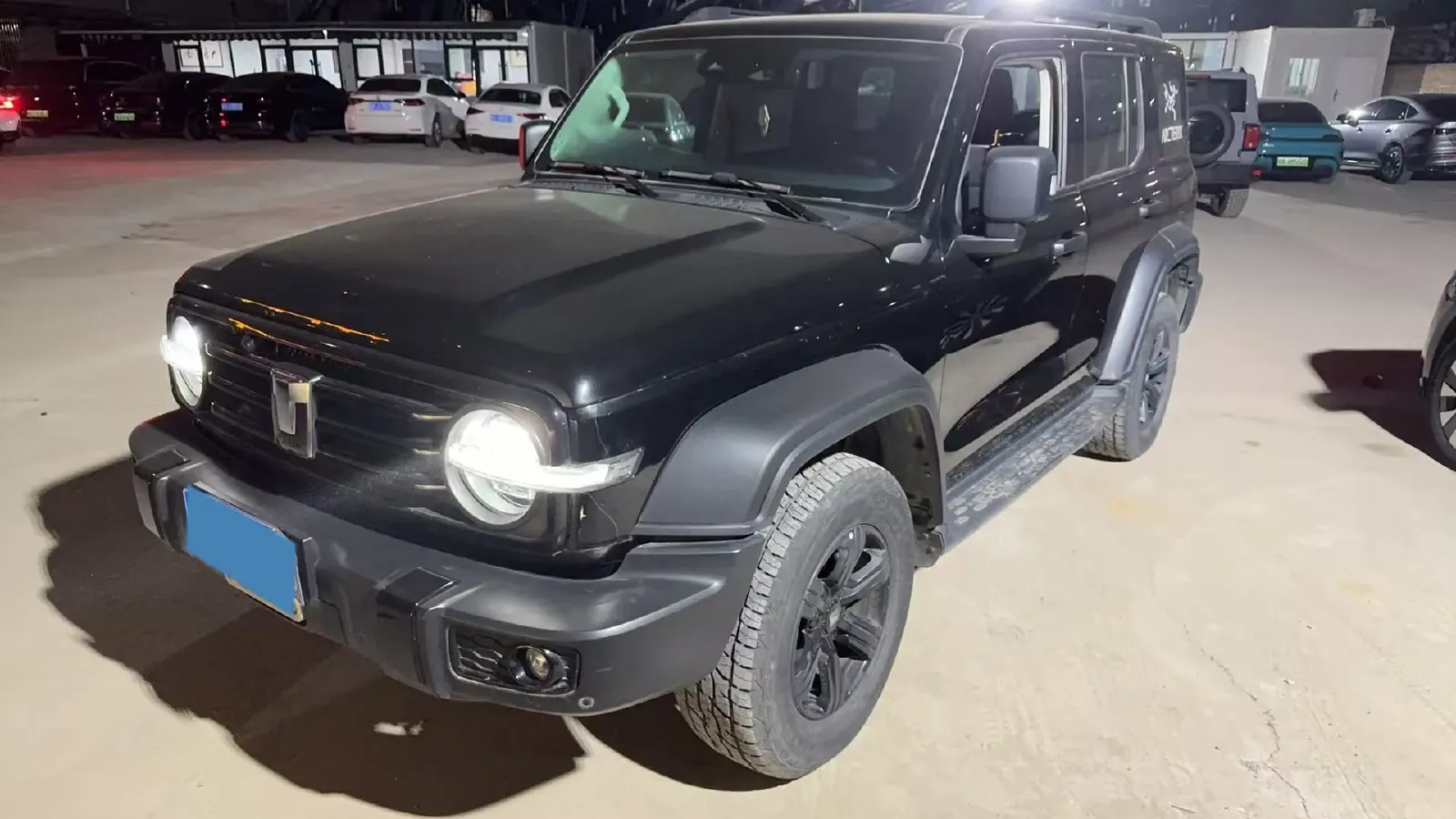 2021 Tank 300 2.0T 227HP L4 8AT,autocango,china used car exporter,china ev exporter,chinese used car exporter,chinese used ev exporter