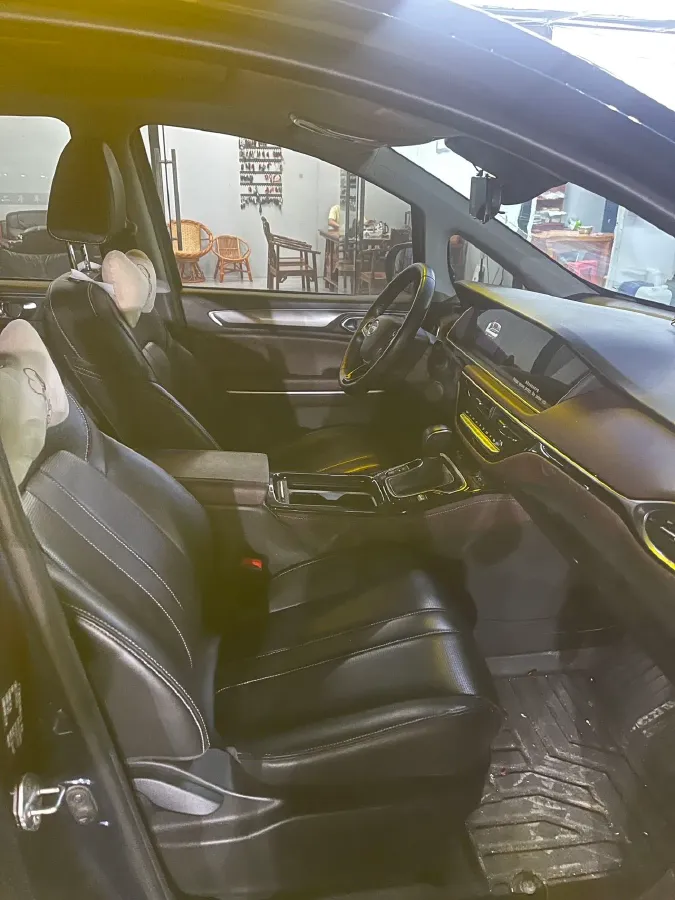 2023 GAC Trumpchi M6 1.5T 177HP L4 7DCT,autocango,china used car exporter,china ev exporter,chinese used car exporter,chinese used ev exporter