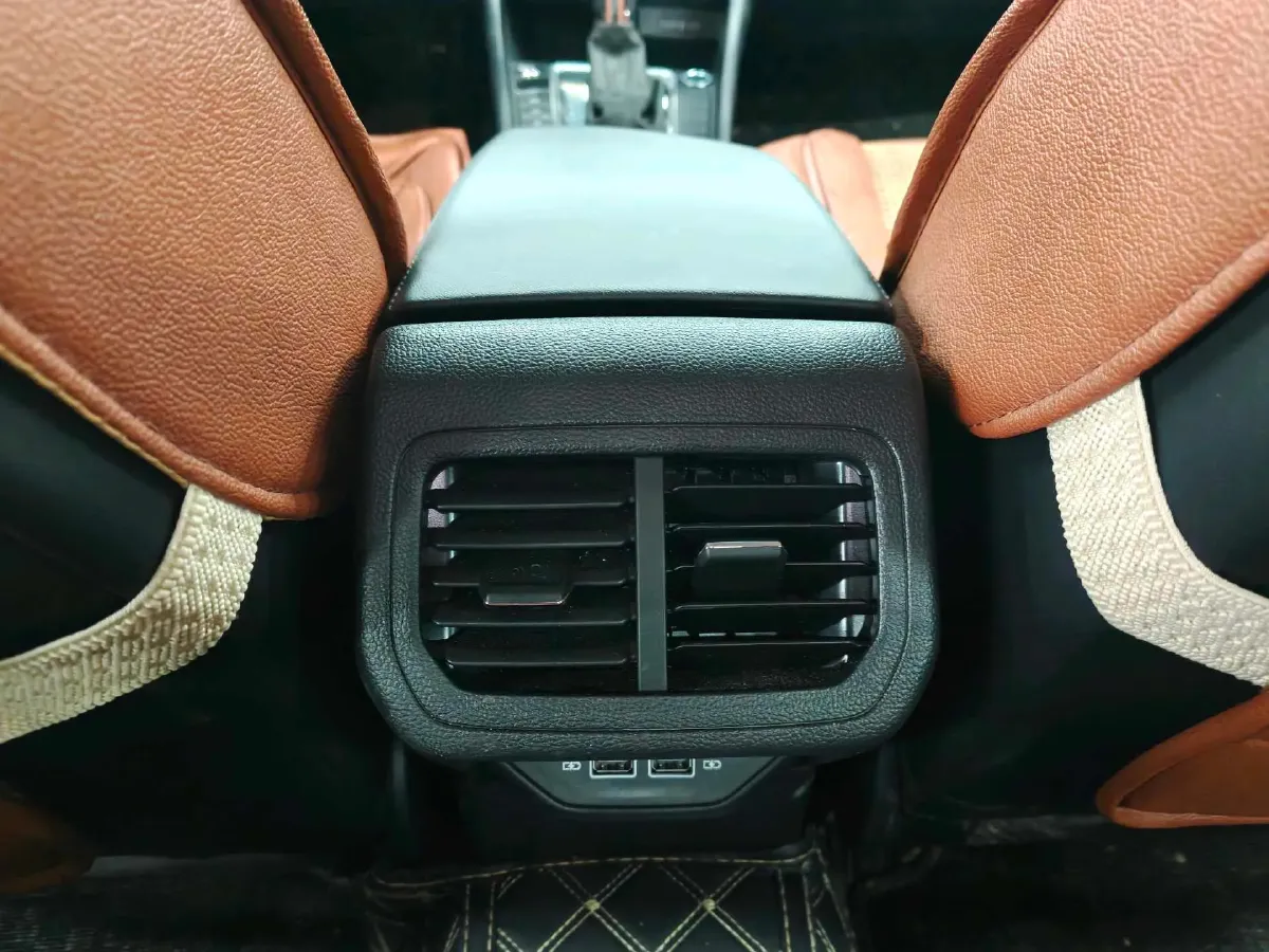 2023 Volkswagen Bora 1.2T 116HP L4 7DCT,autocango,china used car exporter,china ev exporter,chinese used car exporter,chinese used ev exporter