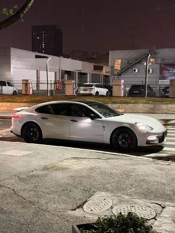 2017 Porsche Panamera 2.9T 330HP V6 8DCT PHEV,autocango,china used car exporter,china ev exporter,chinese used car exporter,chinese used ev exporter