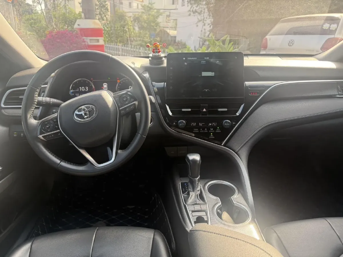 2022 Toyota Camry 2.5L 209HP L4 8AT,autocango,china used car exporter,china ev exporter,chinese used car exporter,chinese used ev exporter