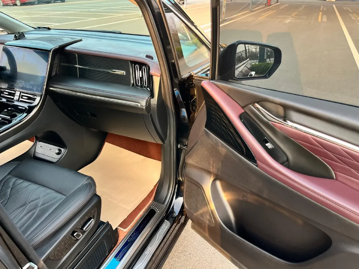 2024 GAC Trumpchi M8 2.0T 252HP L4 8AT,autocango,china used car exporter,china ev exporter,chinese used car exporter,chinese used ev exporter