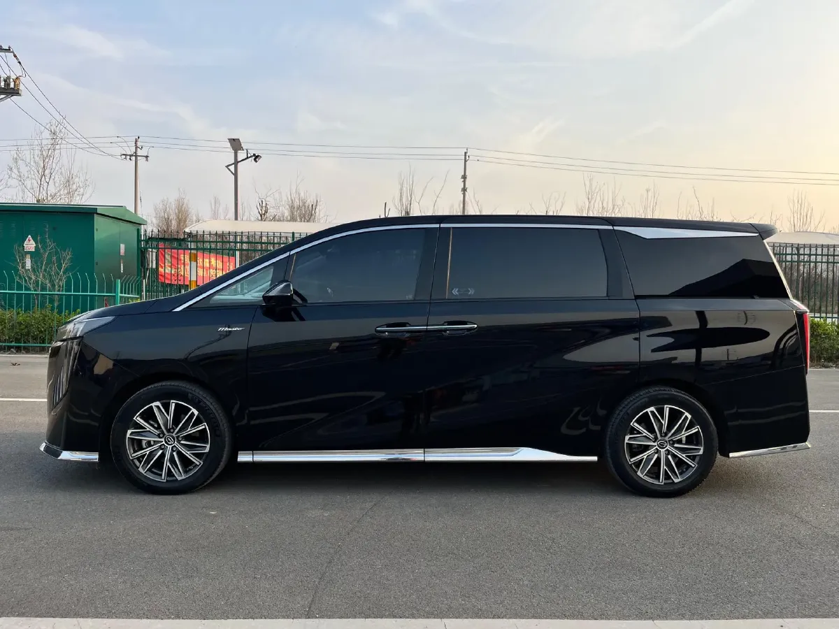 2024 GAC Trumpchi M8 2.0T 252HP L4 8AT,autocango,china used car exporter,china ev exporter,chinese used car exporter,chinese used ev exporter