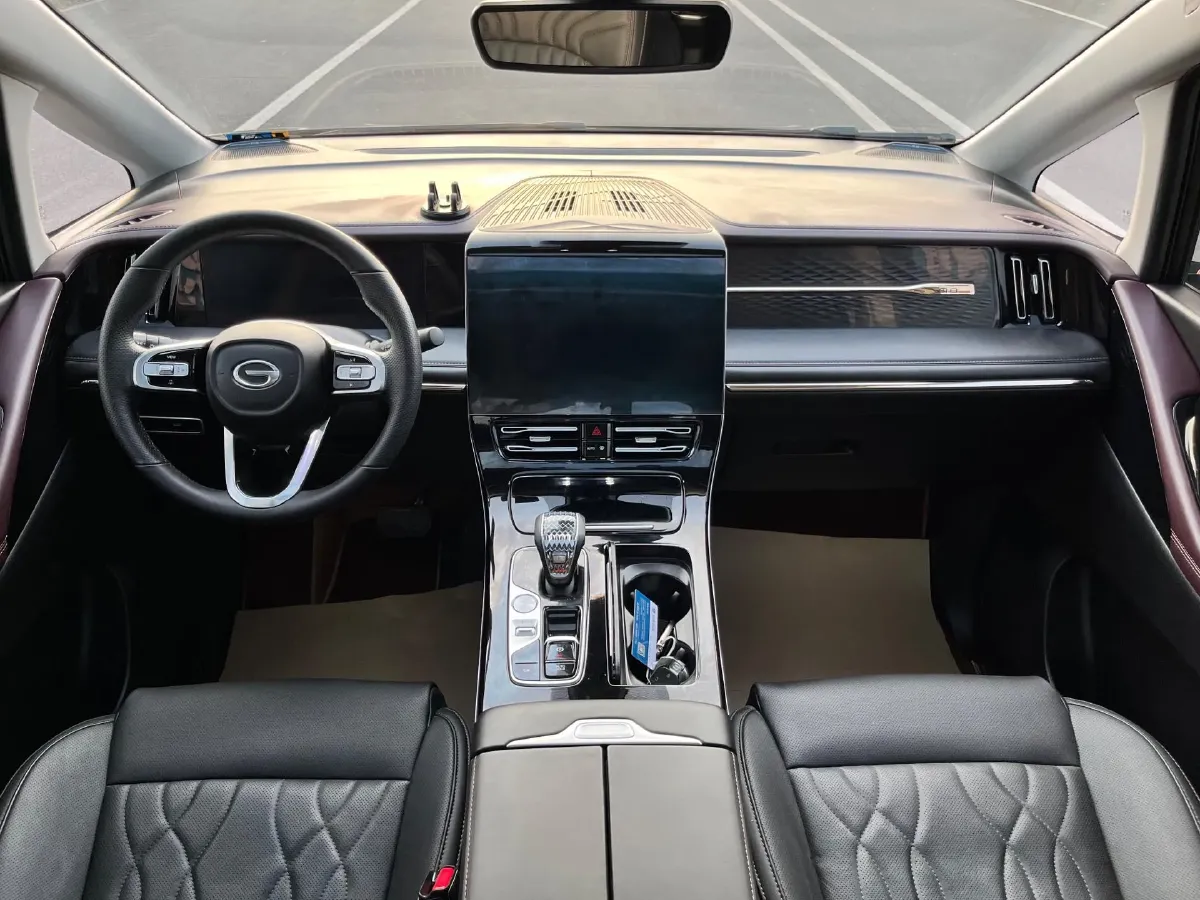 2024 GAC Trumpchi M8 2.0T 252HP L4 8AT,autocango,china used car exporter,china ev exporter,chinese used car exporter,chinese used ev exporter