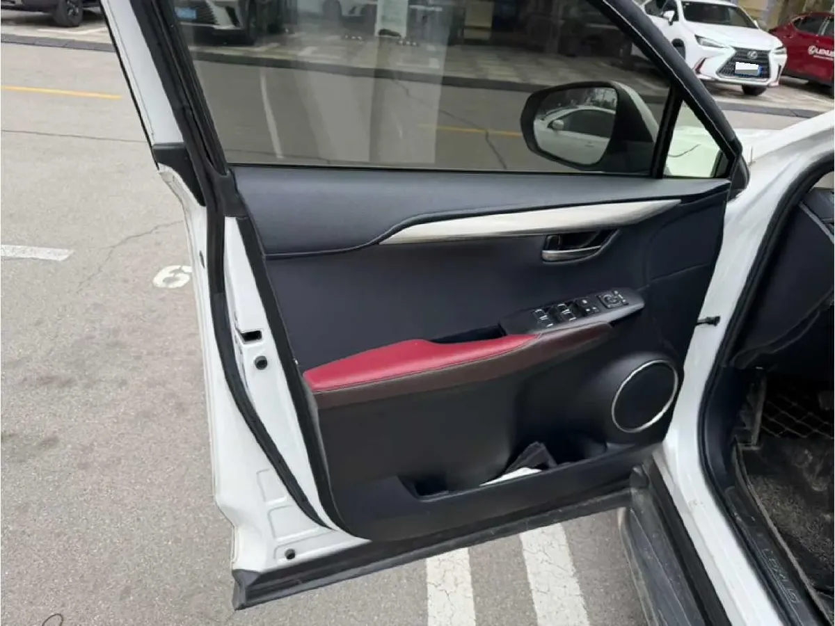 2017 Lexus NX 2.0T 238HP L4 6AT,autocango,china used car exporter,china ev exporter,chinese used car exporter,chinese used ev exporter