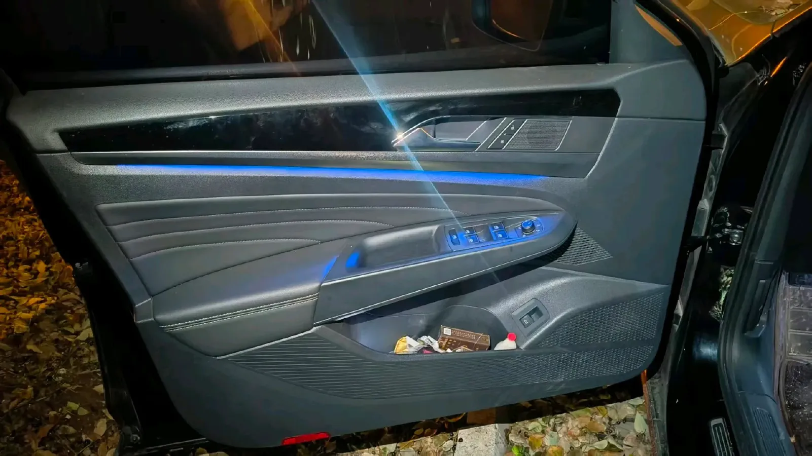 2022 Xpeng P7 BEV 60.2KWH,autocango,china used car exporter,china ev exporter,chinese used car exporter,chinese used ev exporter