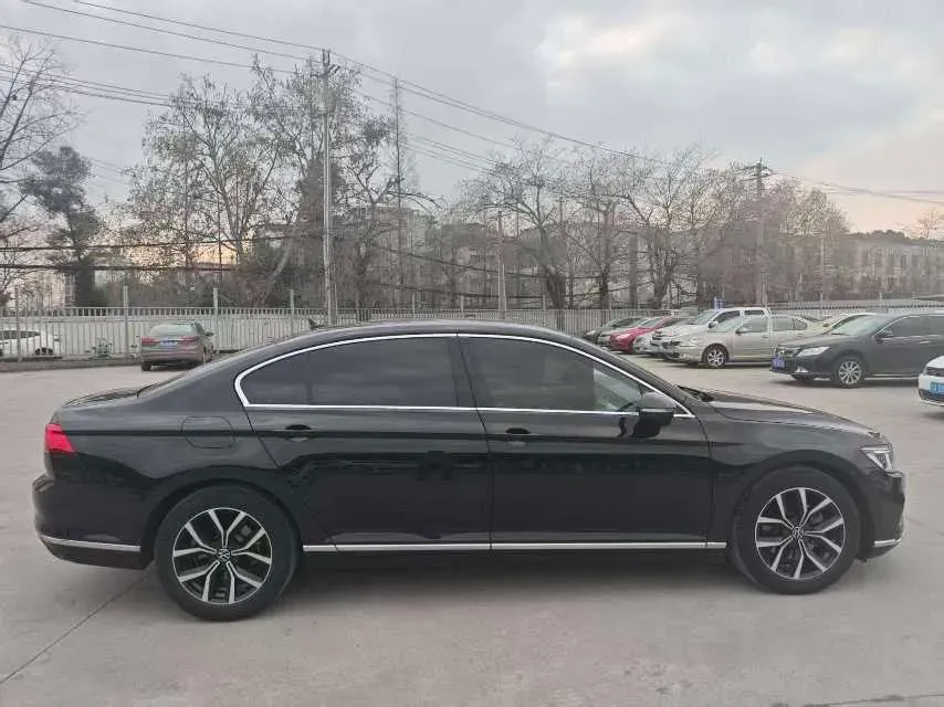 2020 Volkswagen Magotan 1.4T 150HP L4 7DCT,autocango,china used car exporter,china ev exporter,chinese used car exporter,chinese used ev exporter