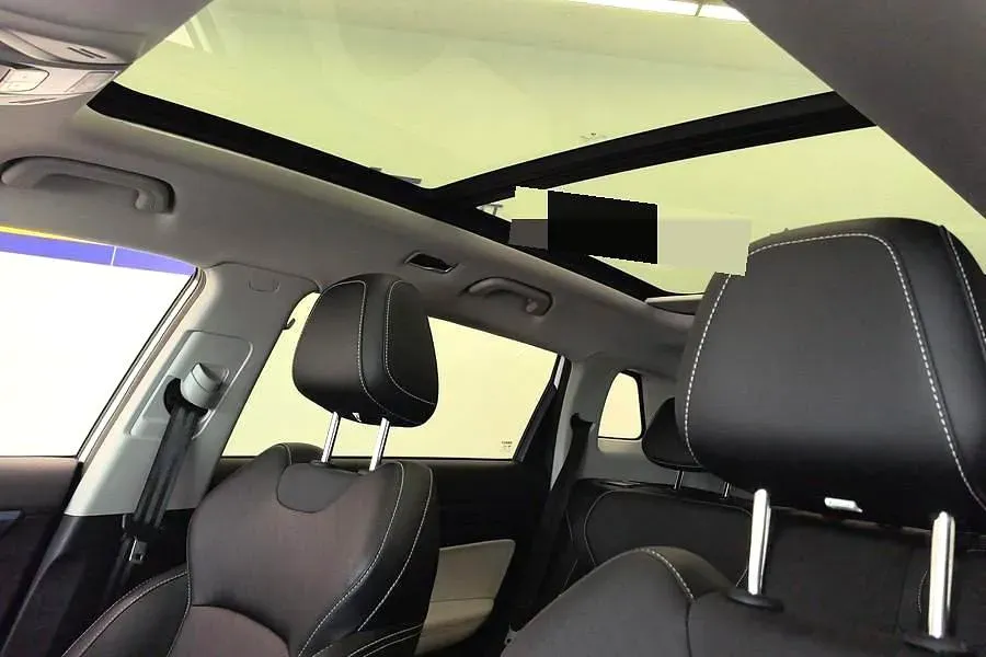 2022 Geely Azkarra 1.8T 184HP L4 7DCT,autocango,china used car exporter,china ev exporter,chinese used car exporter,chinese used ev exporter