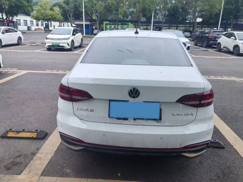 2024 Volkswagen Lavida 1.5L 110HP L4 6AT,autocango,china used car exporter,china ev exporter,chinese used car exporter,chinese used ev exporter