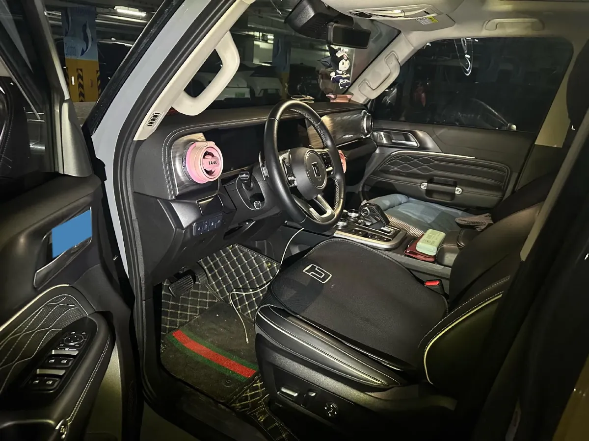 2021 Tank 300 2.0T 227HP L4 8AT,autocango,china used car exporter,china ev exporter,chinese used car exporter,chinese used ev exporter