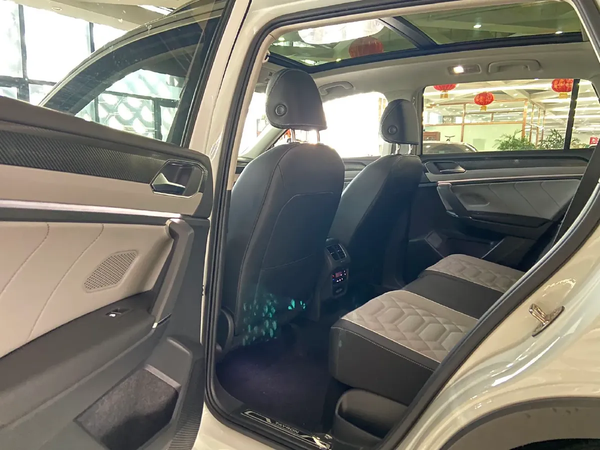 2023 Volkswagen Tayron 1.4T 150HP L4 7DCT,autocango,china used car exporter,china ev exporter,chinese used car exporter,chinese used ev exporter