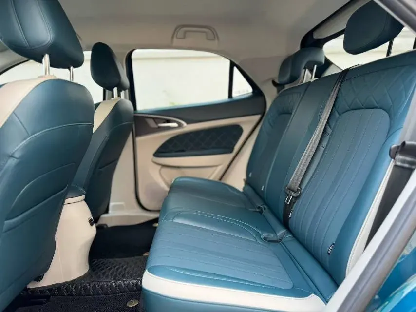 2022 ChangAn Oshan X7 Plus 1.5T 188HP L4 7DCT,autocango,china used car exporter,china ev exporter,chinese used car exporter,chinese used ev exporter