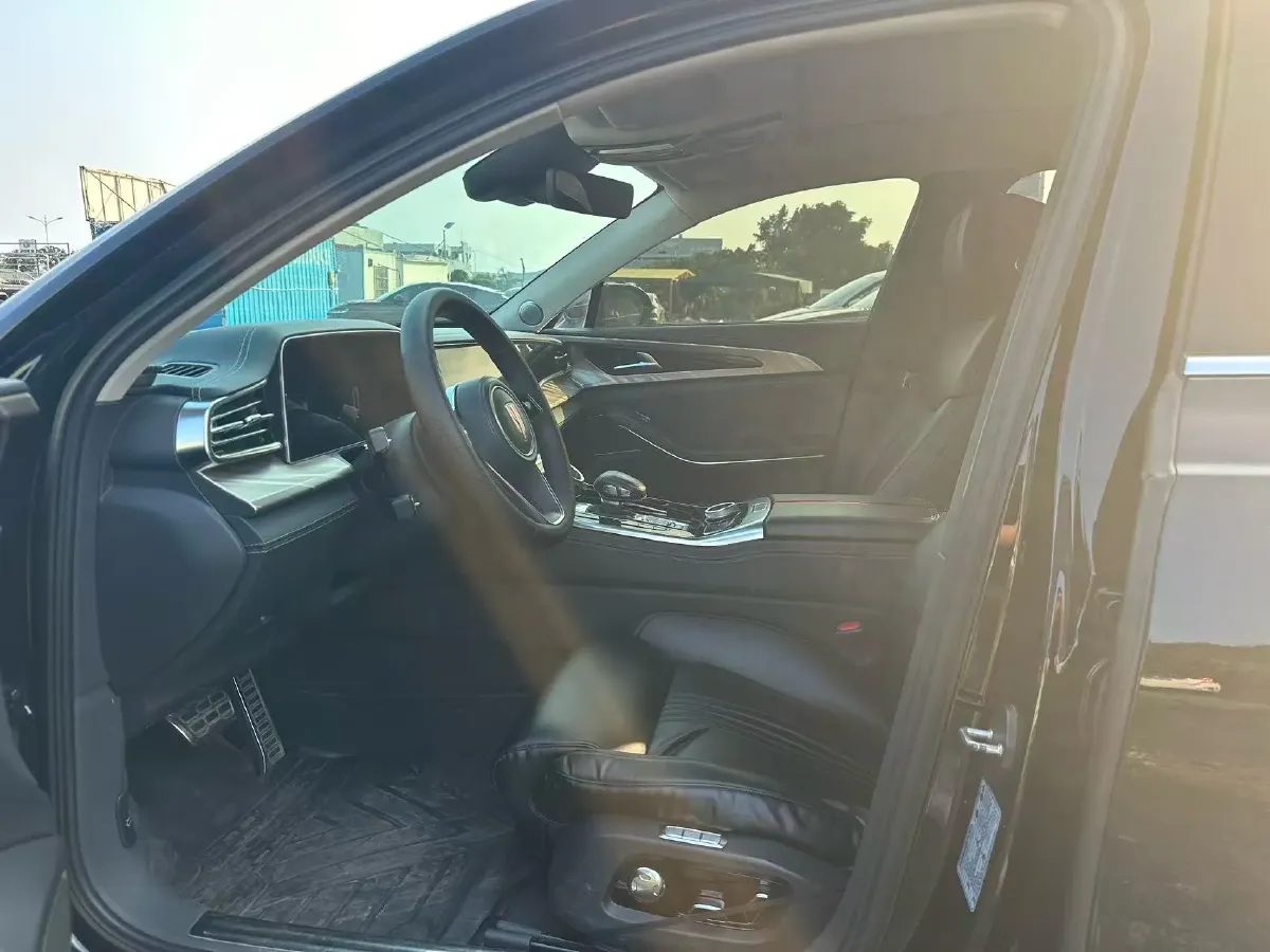 2020 HongQi H9 2.0T 252HP L4 7DCT,autocango,china used car exporter,china ev exporter,chinese used car exporter,chinese used ev exporter