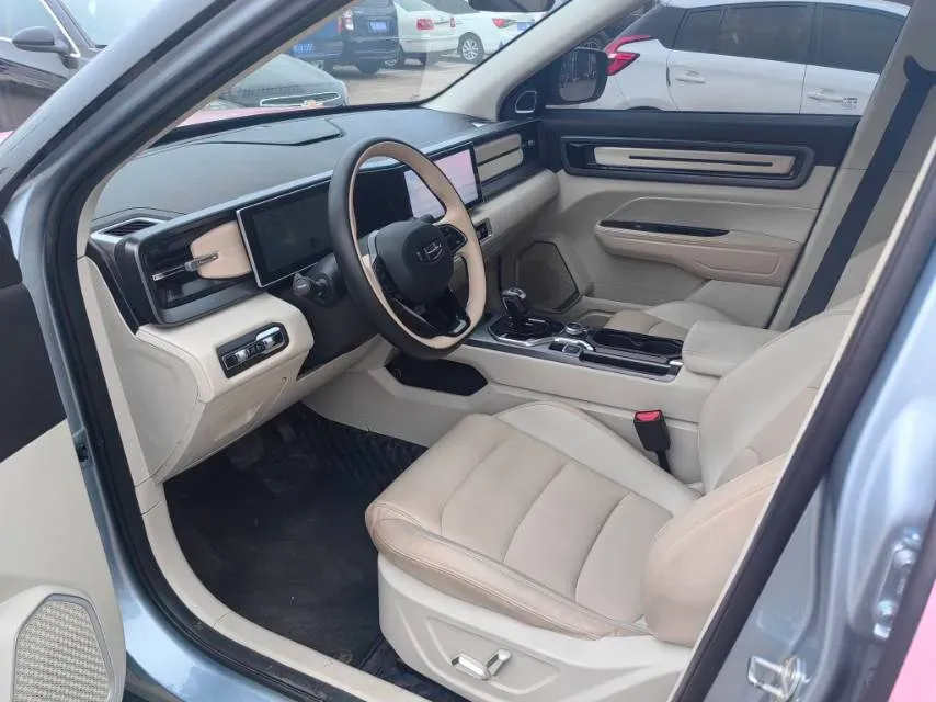 2023 Geely ICON 1.5T 181HP L4 7DCT,autocango,china used car exporter,china ev exporter,chinese used car exporter,chinese used ev exporter