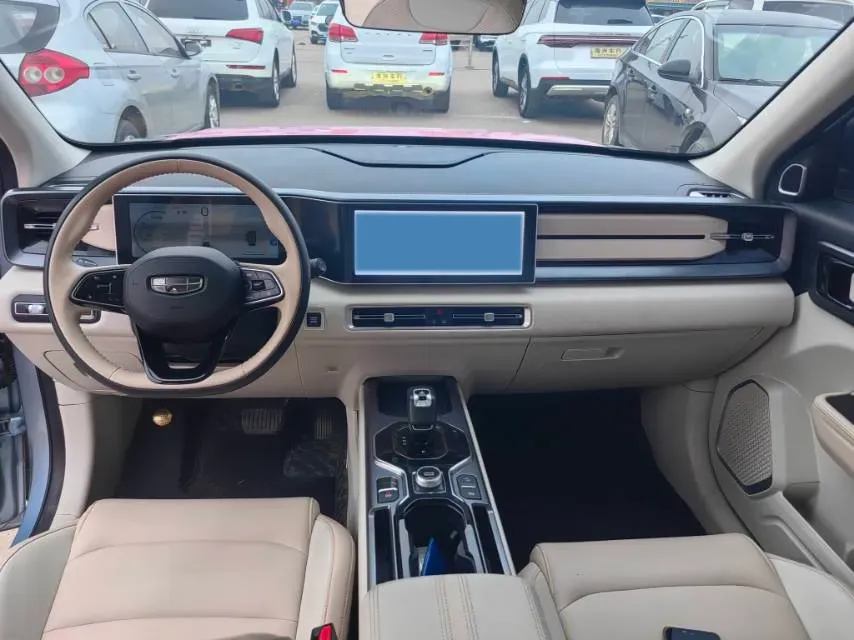 2023 Geely ICON 1.5T 181HP L4 7DCT,autocango,china used car exporter,china ev exporter,chinese used car exporter,chinese used ev exporter