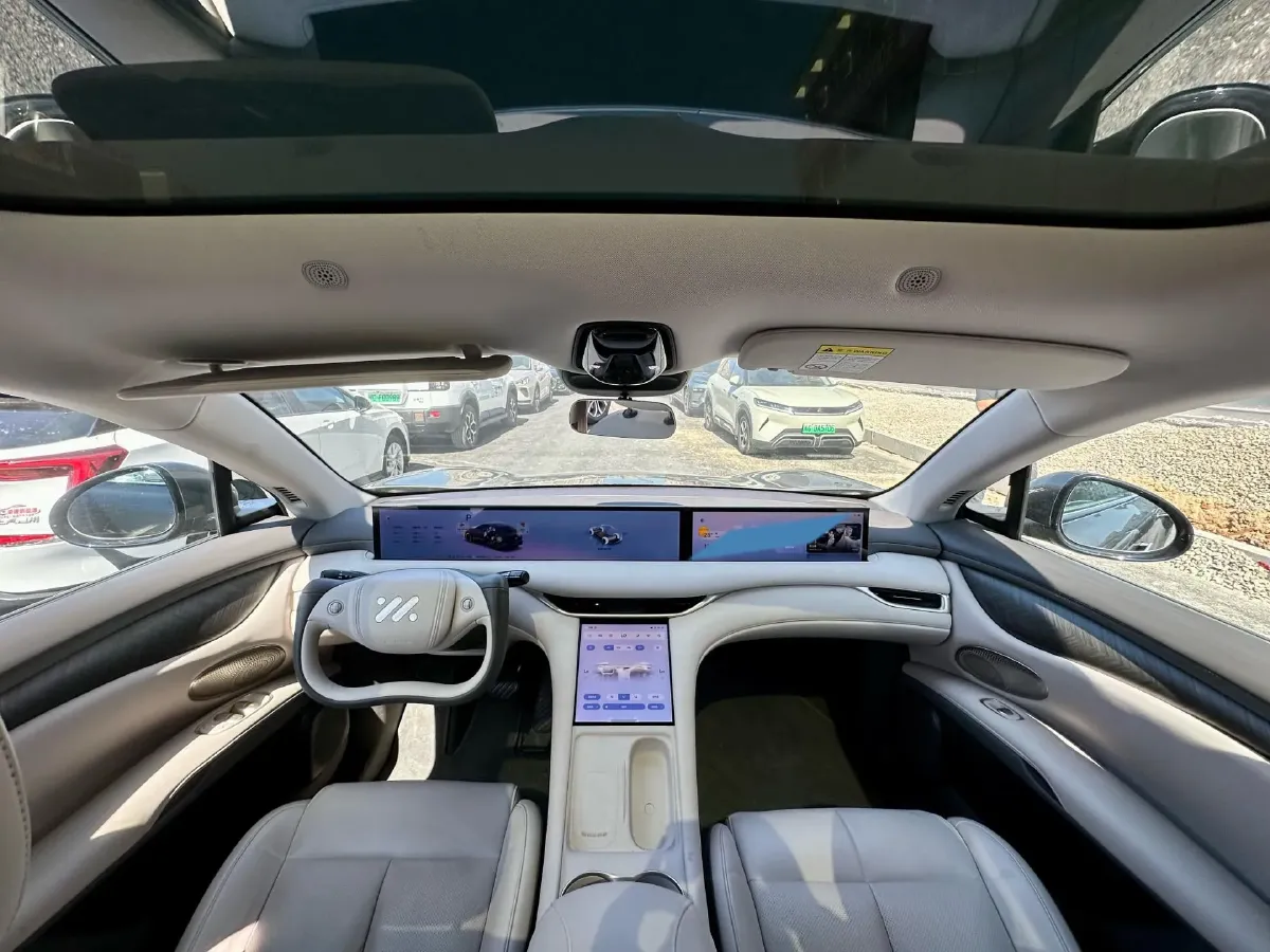 2025 IM LS6 BEV 75KWH,autocango,china used car exporter,china ev exporter,chinese used car exporter,chinese used ev exporter