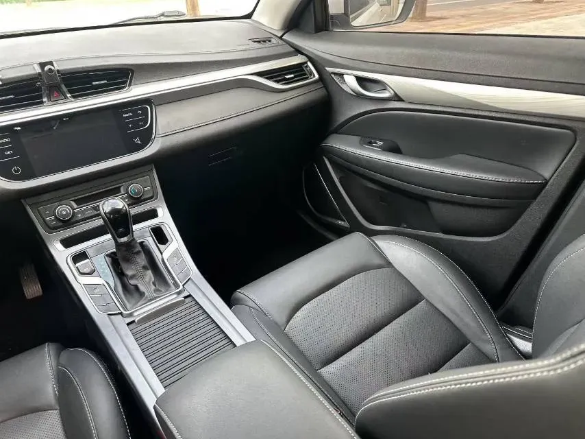 2020 Geely Emgrand 1.5L 109HP L4 CVT,autocango,china used car exporter,china ev exporter,chinese used car exporter,chinese used ev exporter