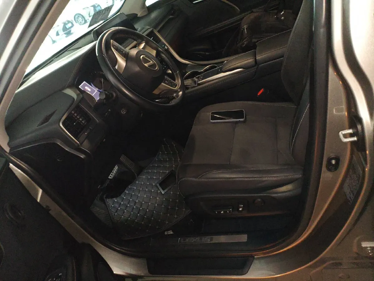 2020 Lexus RX 2.0T 231HP L4 6AT,autocango,china used car exporter,china ev exporter,chinese used car exporter,chinese used ev exporter