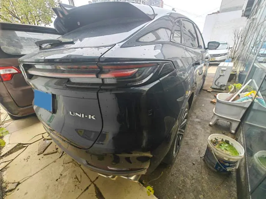 2021 ChangAn UNI-K 2.0T 233HP L4 8AT,autocango,china used car exporter,china ev exporter,chinese used car exporter,chinese used ev exporter