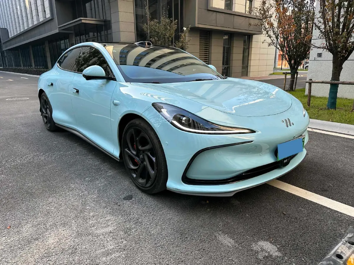 2024 IM L6 BEV 75KWH,autocango,china used car exporter,china ev exporter,chinese used car exporter,chinese used ev exporter