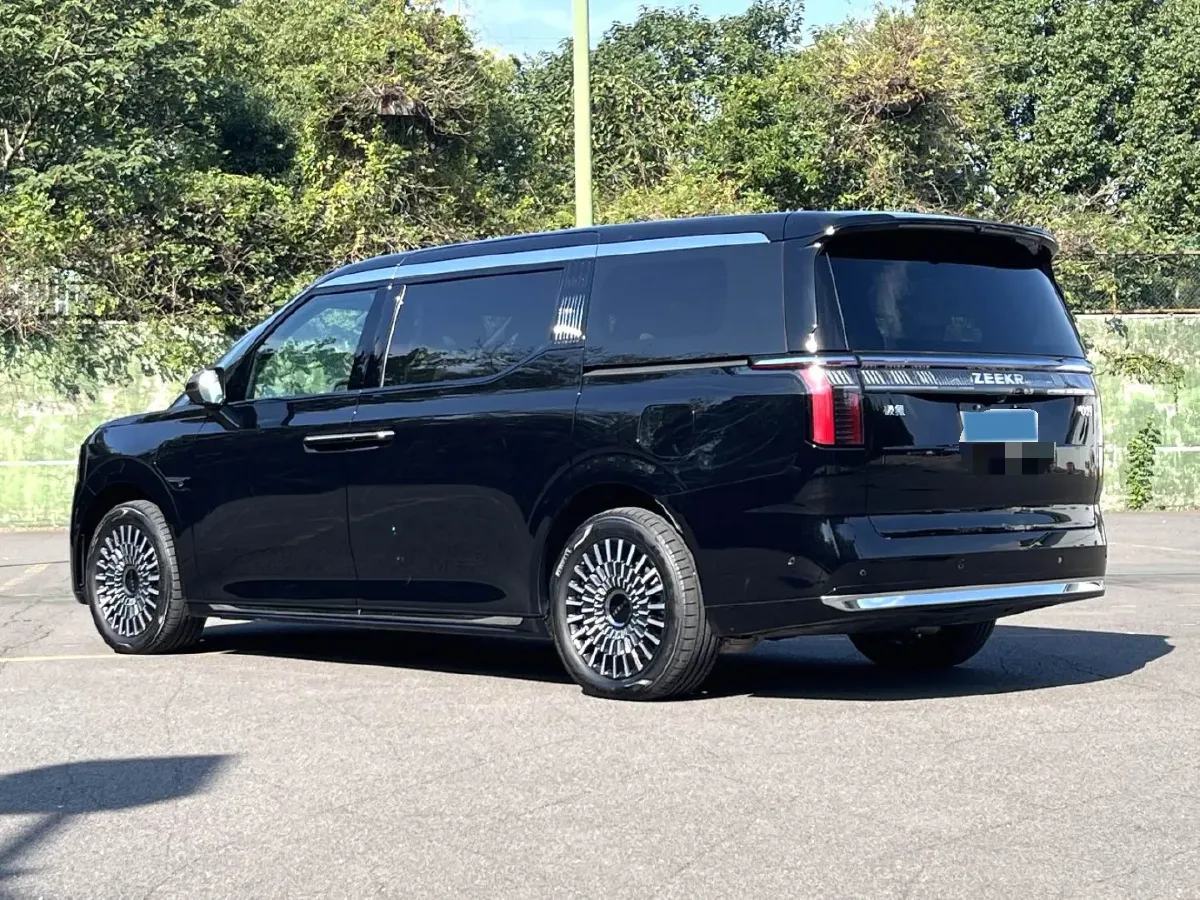 2024 Zeekr 009 BEV 108KWH,autocango,china used car exporter,china ev exporter,chinese used car exporter,chinese used ev exporter